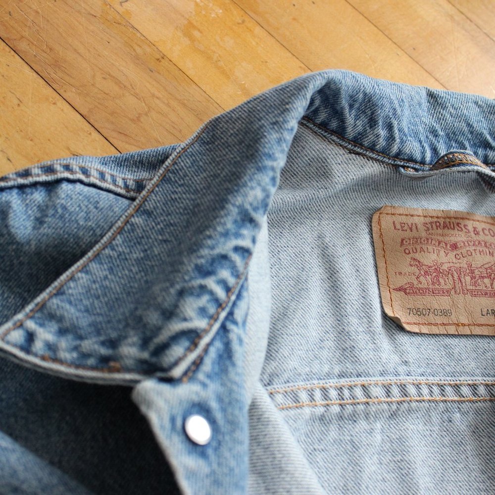 Vintage Levi's Trucker Jacket - Picture 3 of 3